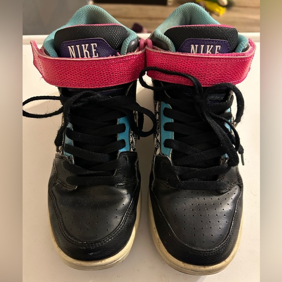 nike high tops retro womens